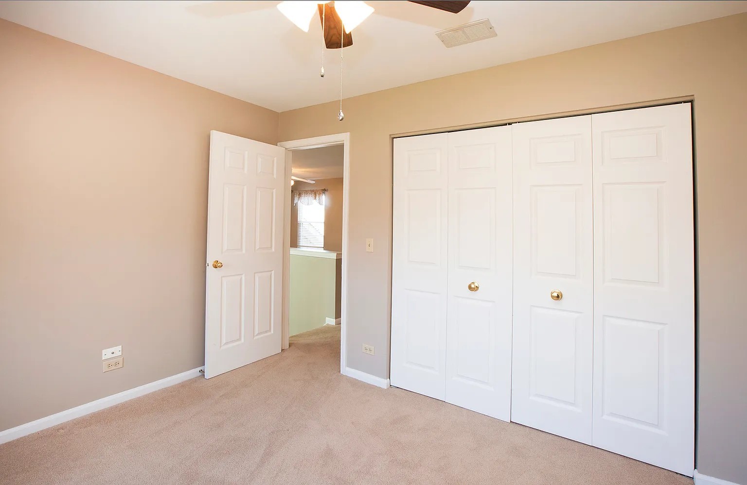 707 Clover Hill Court, Elk Grove Village, IL 60007