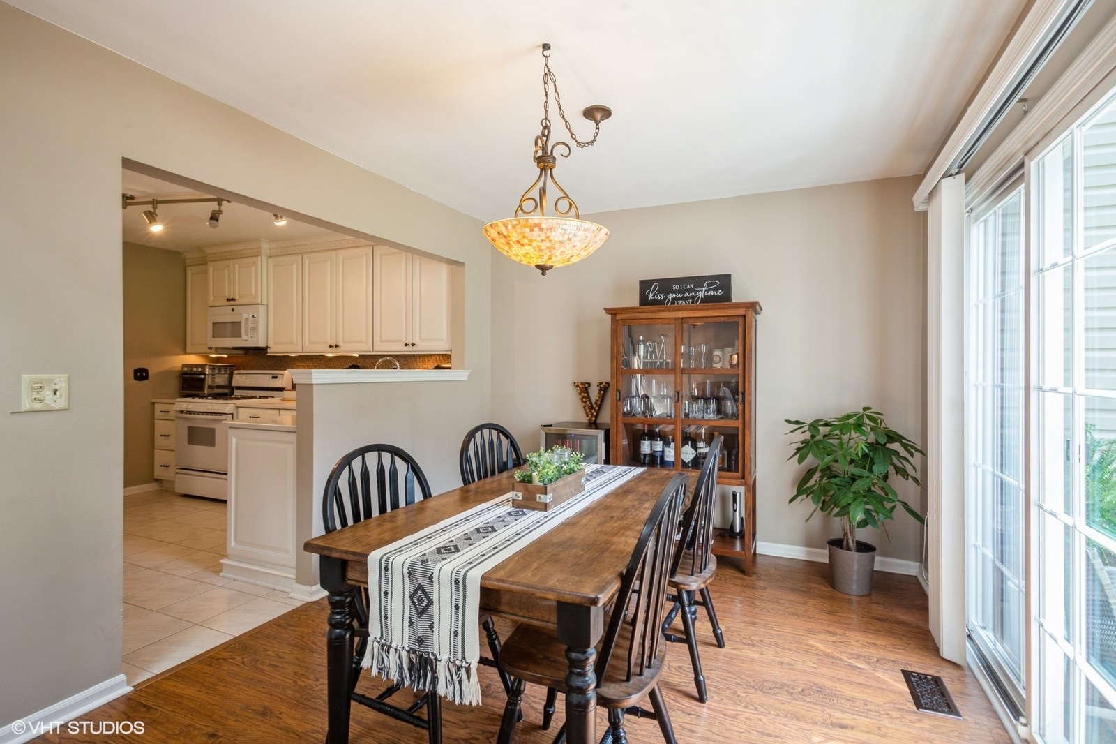 707 Clover Hill Court, Elk Grove Village, IL 60007
