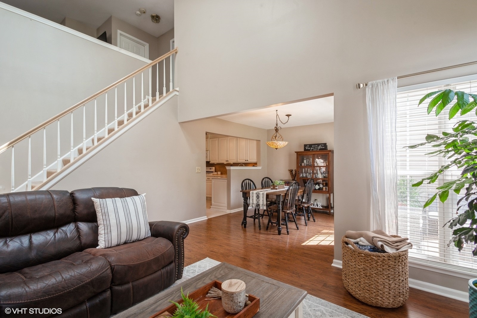 707 Clover Hill Court, Elk Grove Village, IL 60007