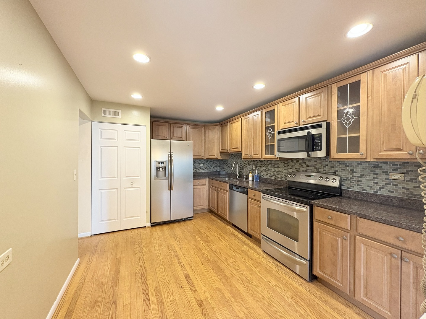 424 Mallard Drive, Deerfield, IL 60015