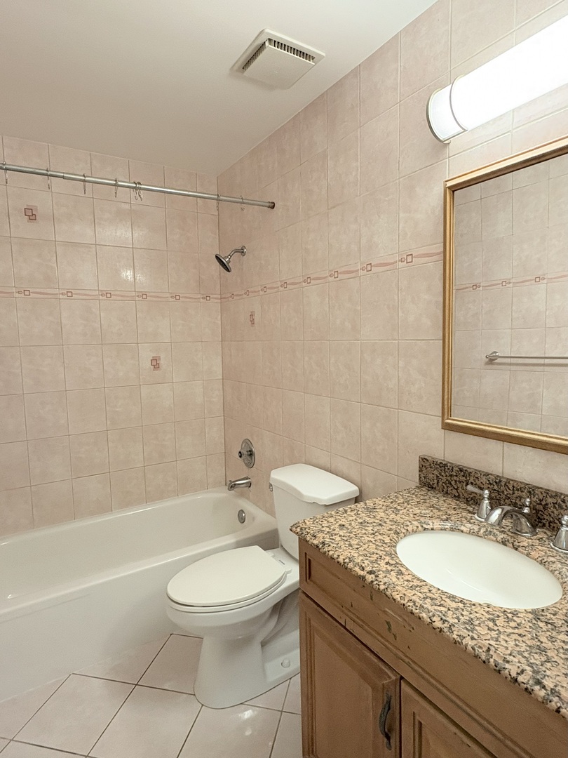 424 Mallard Drive, Deerfield, IL 60015