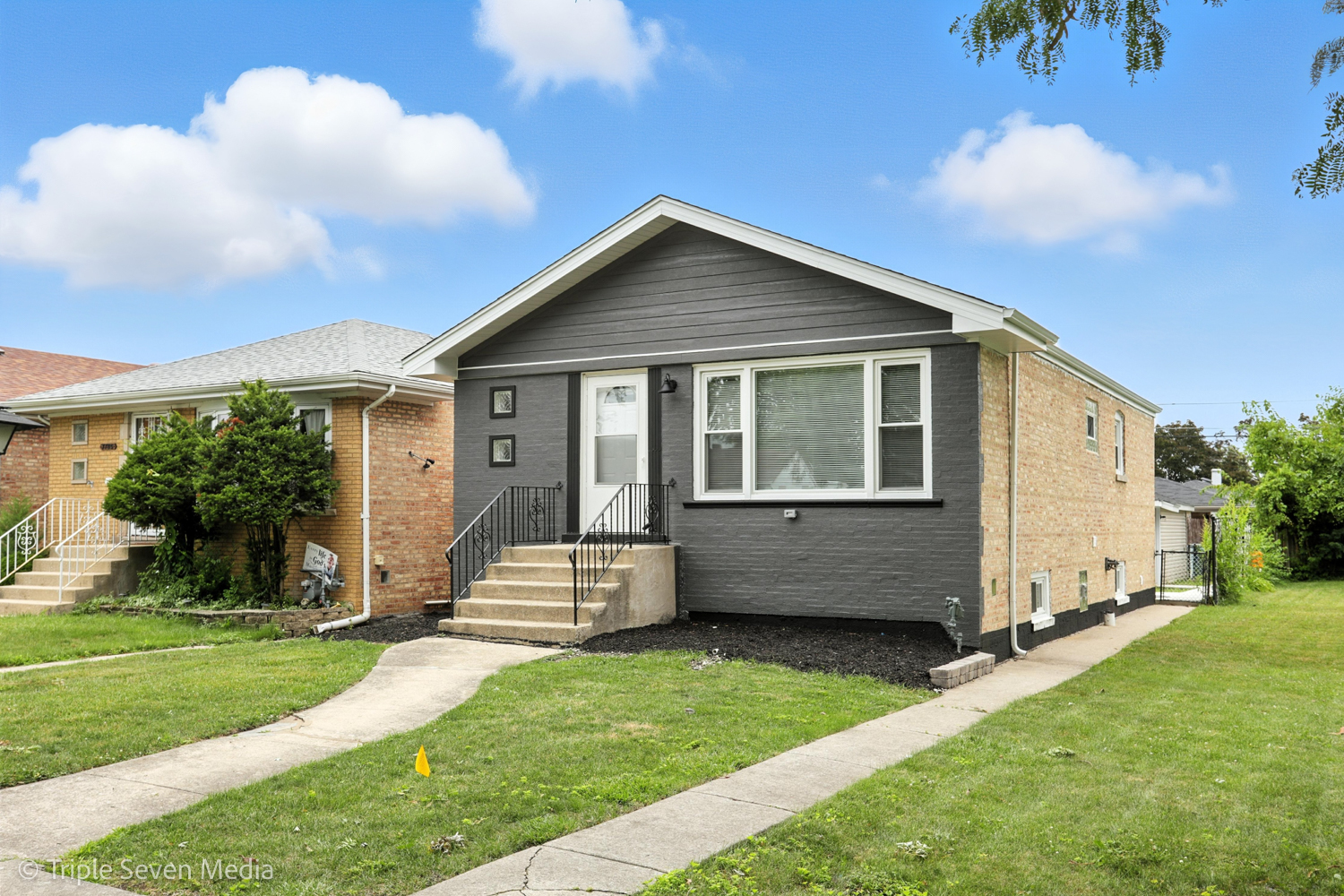 7707 Linder Avenue, Burbank, IL 60459