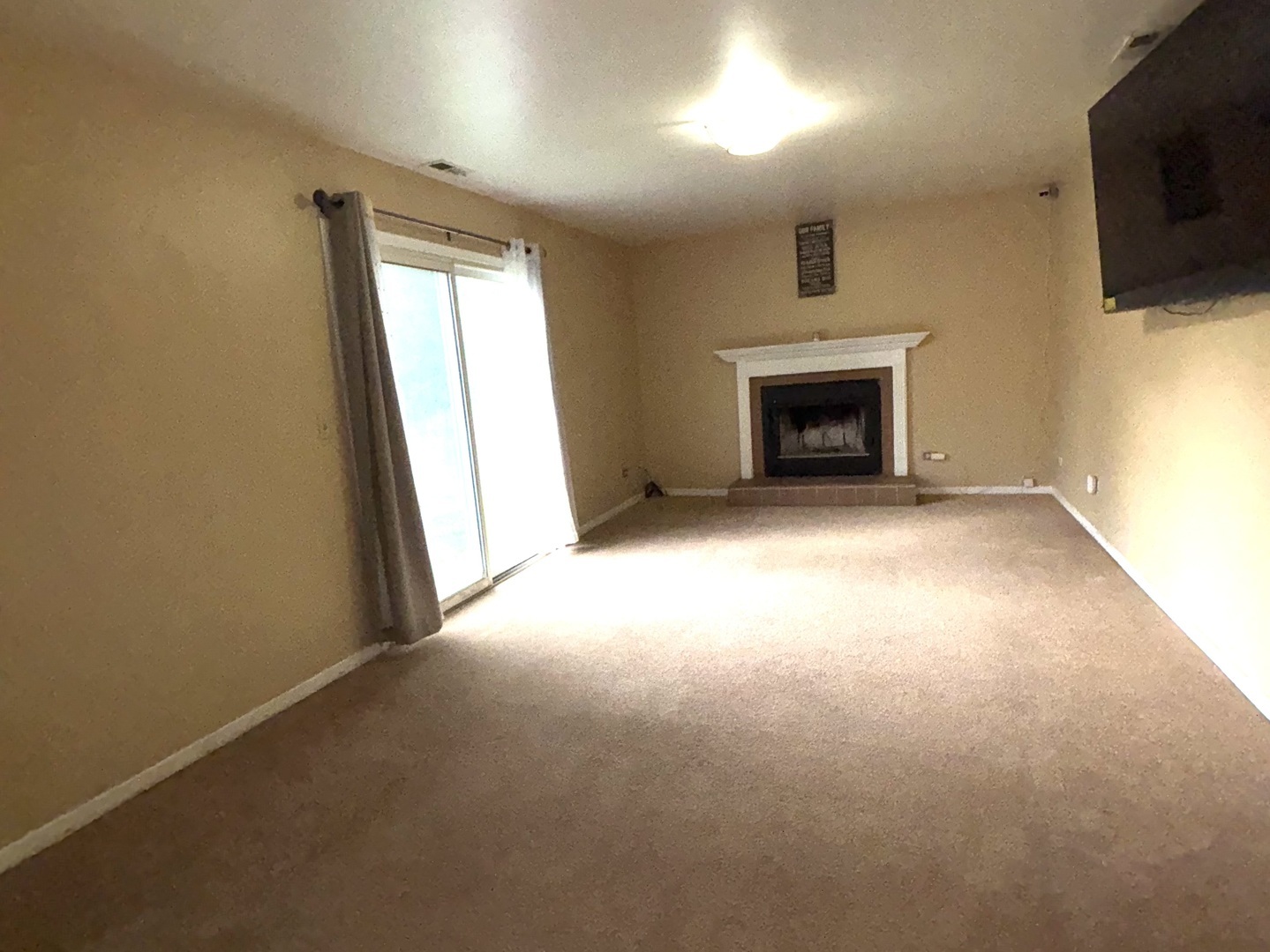 3506 Portsmouth Drive, Zion, IL 60099