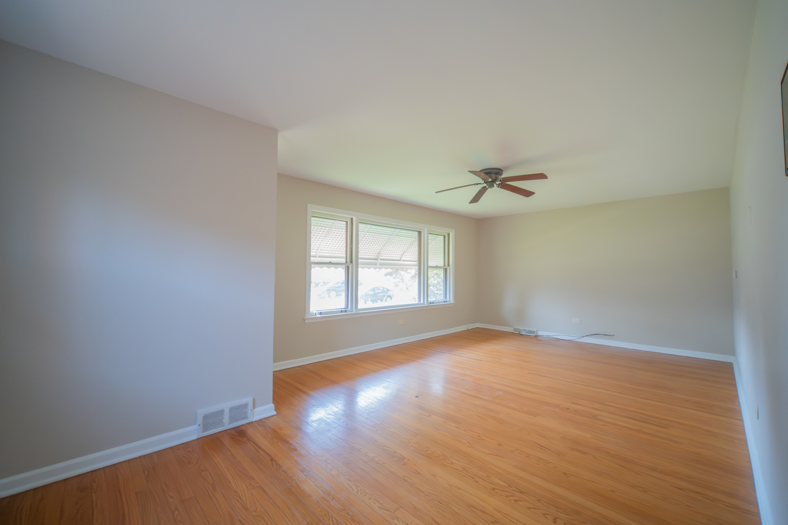 3039 Sarah Street, Franklin Park, IL 60131