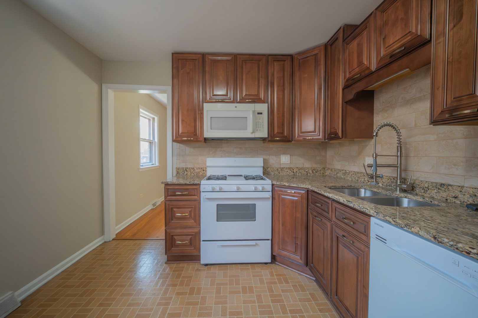 3039 Sarah Street, Franklin Park, IL 60131