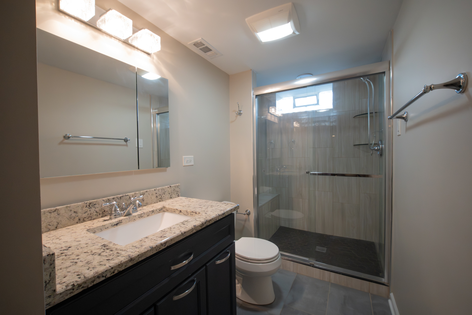 3039 Sarah Street, Franklin Park, IL 60131