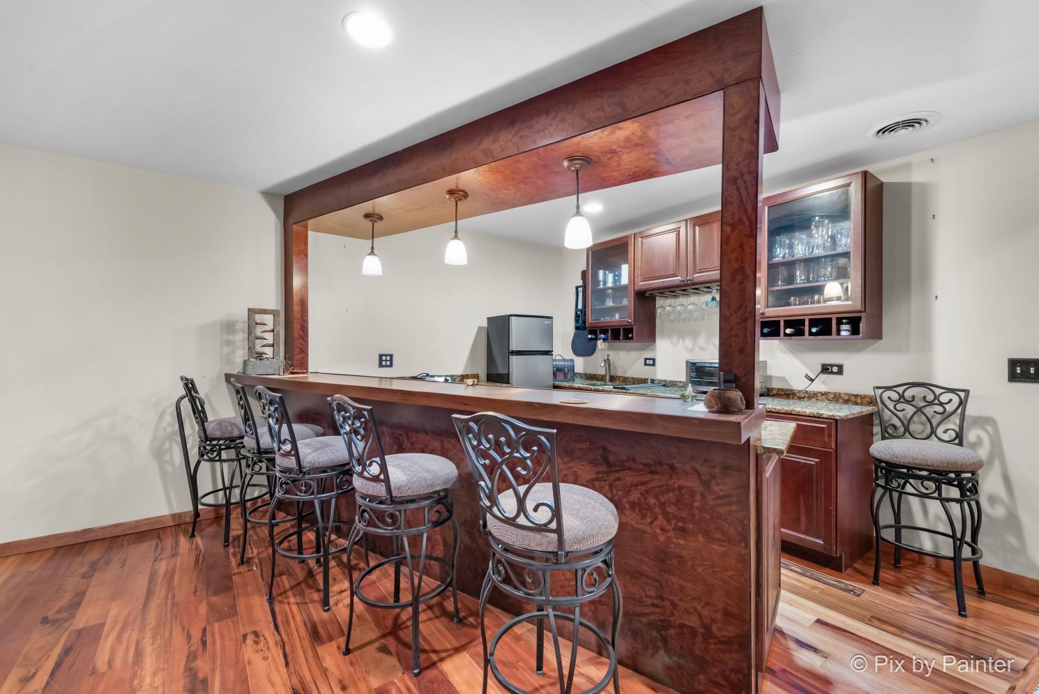 1423 N River Road, McHenry, IL 60051