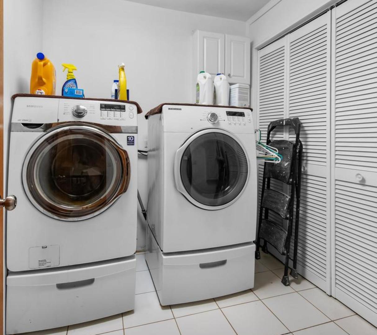 1423 N River Road, McHenry, IL 60051