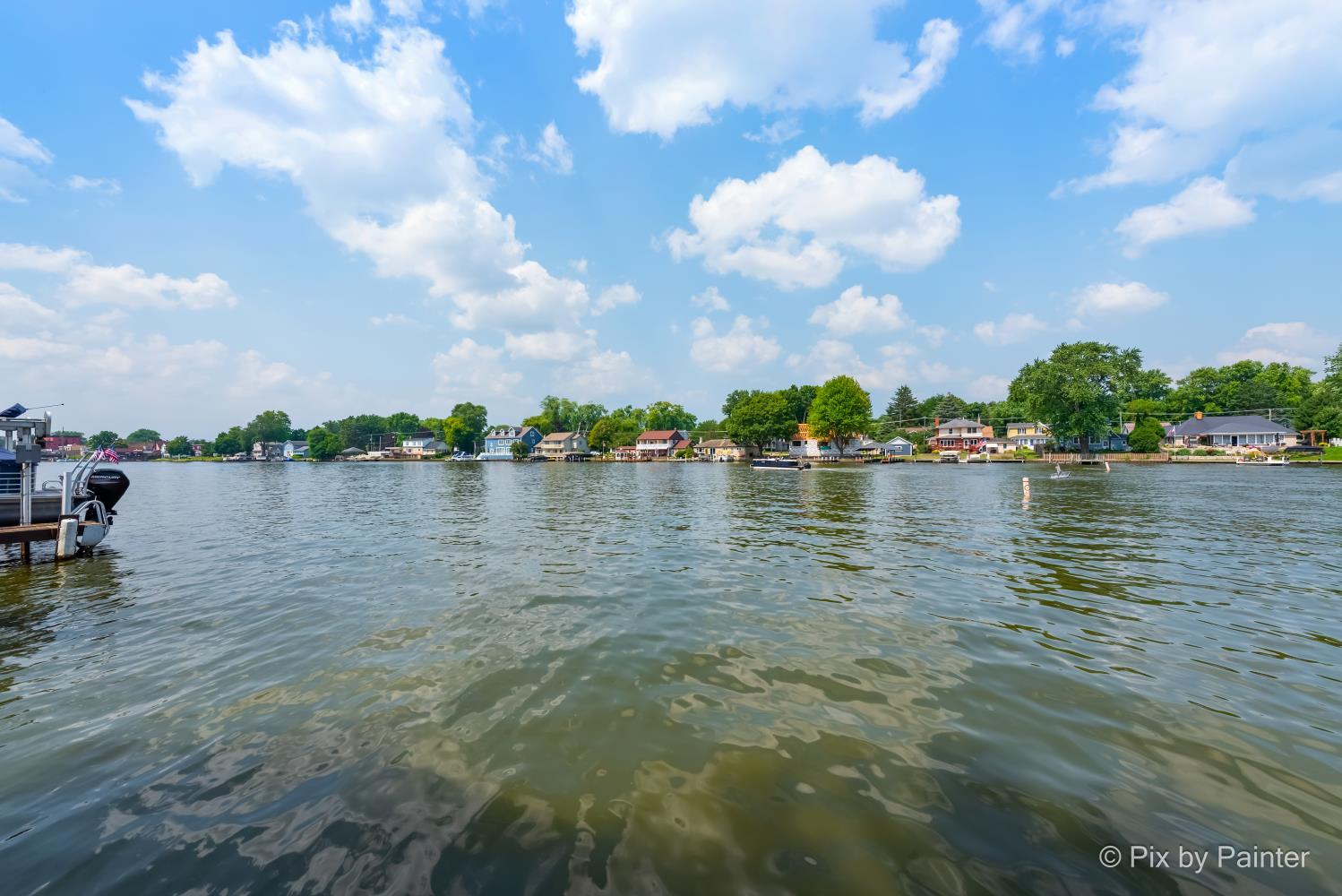 1423 N River Road, McHenry, IL 60051