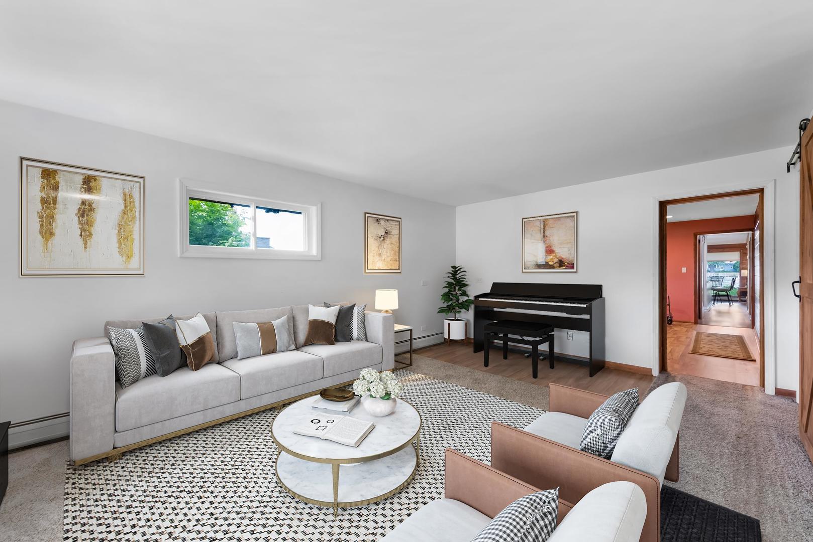 1423 N River Road, McHenry, IL 60051