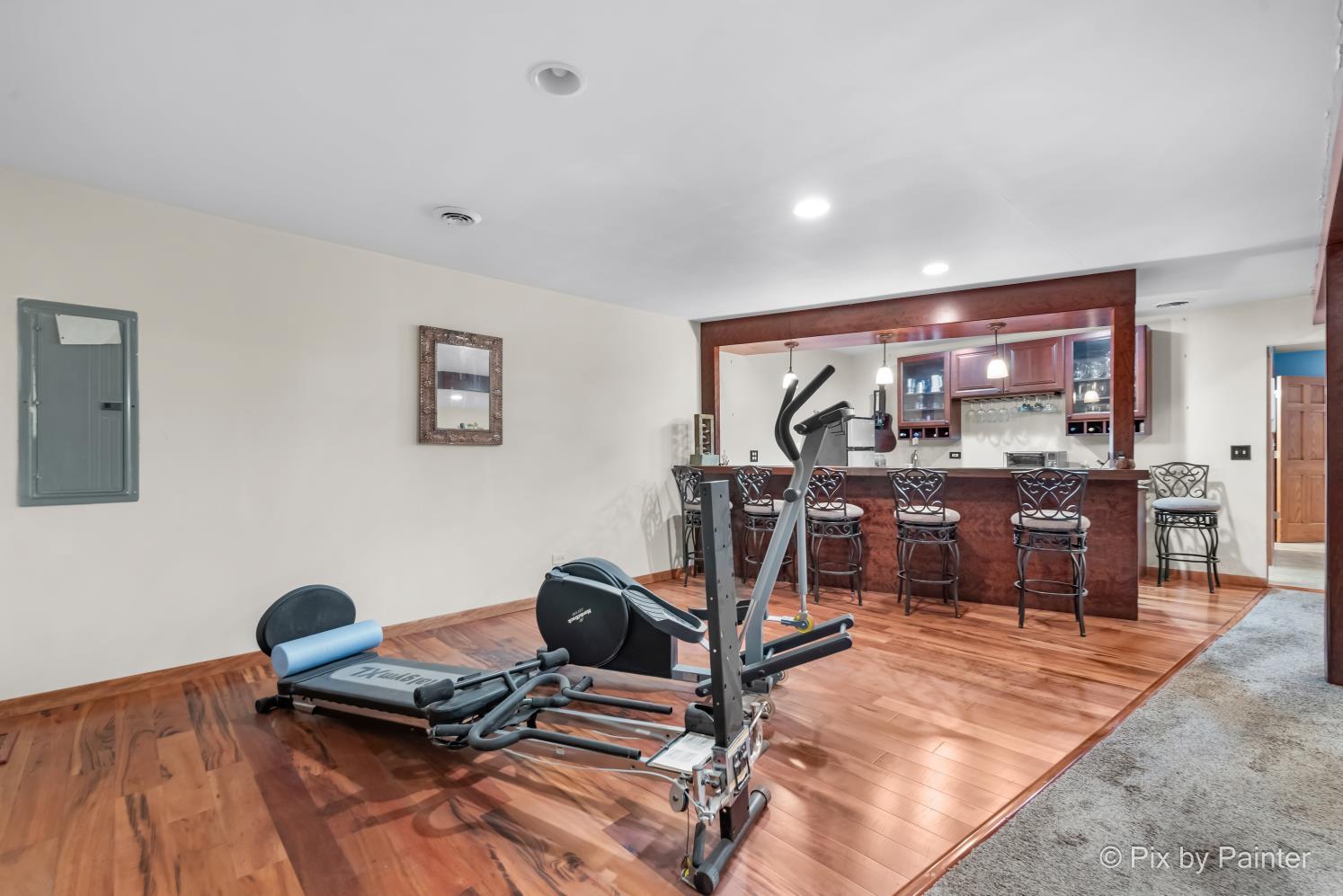 1423 N River Road, McHenry, IL 60051