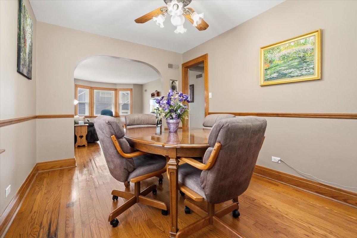 6N566 Maple Avenue, Wood Dale, IL 60191