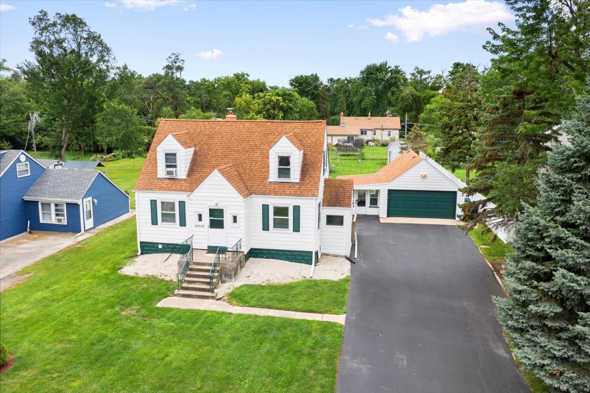6N566 Maple Avenue, Wood Dale, IL 60191