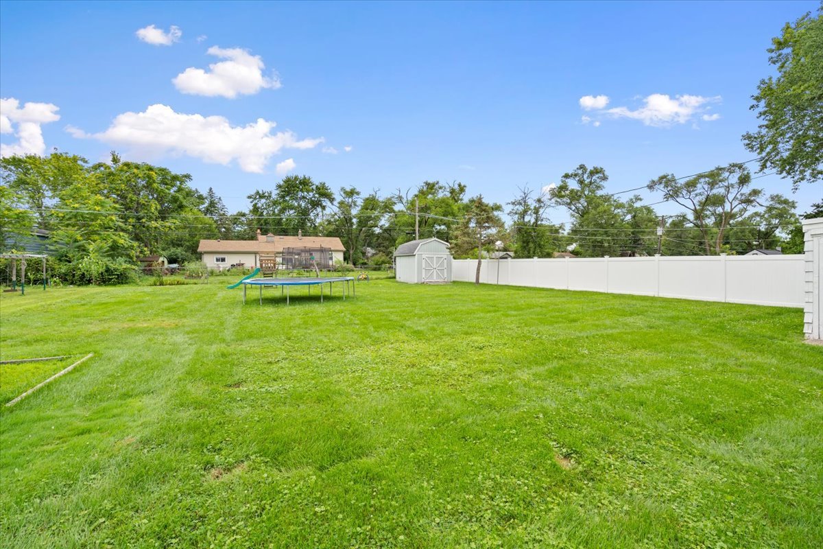 6N566 Maple Avenue, Wood Dale, IL 60191