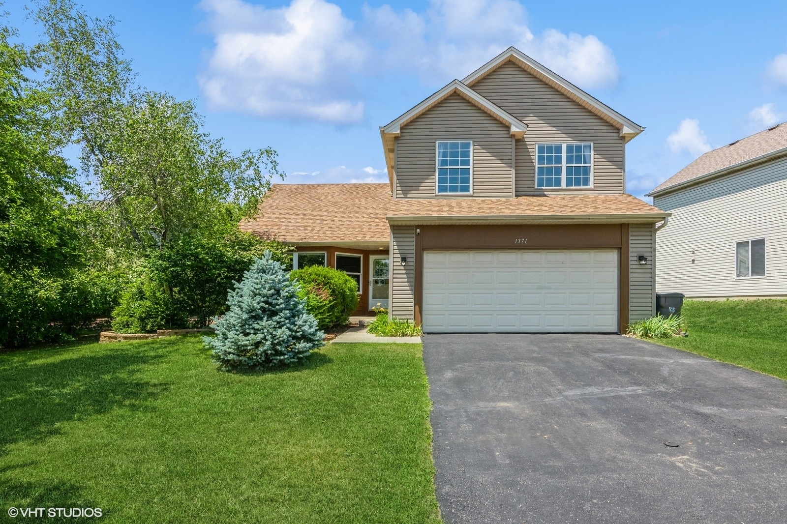 1371 Longford Circle, Elgin, IL 60120