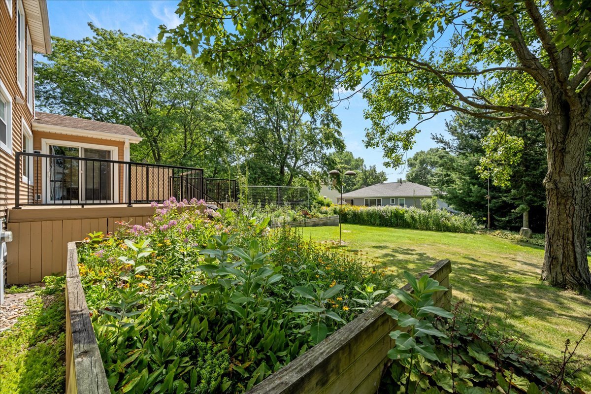 1016 Muirhead Avenue, Naperville, IL 60565
