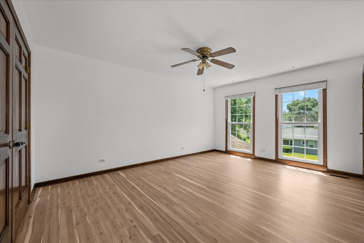 1016 Muirhead Avenue, Naperville, IL 60565