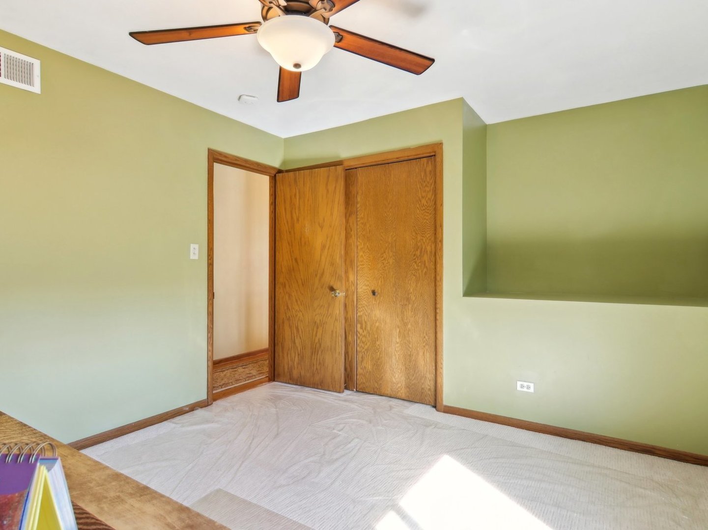 512 N FOREST Drive, Addison, IL 60101