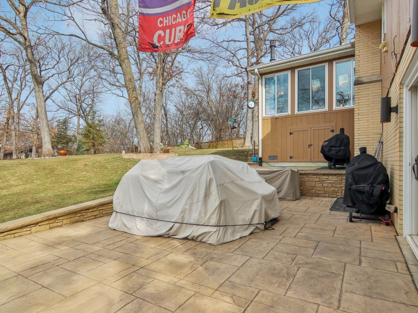 512 N FOREST Drive, Addison, IL 60101