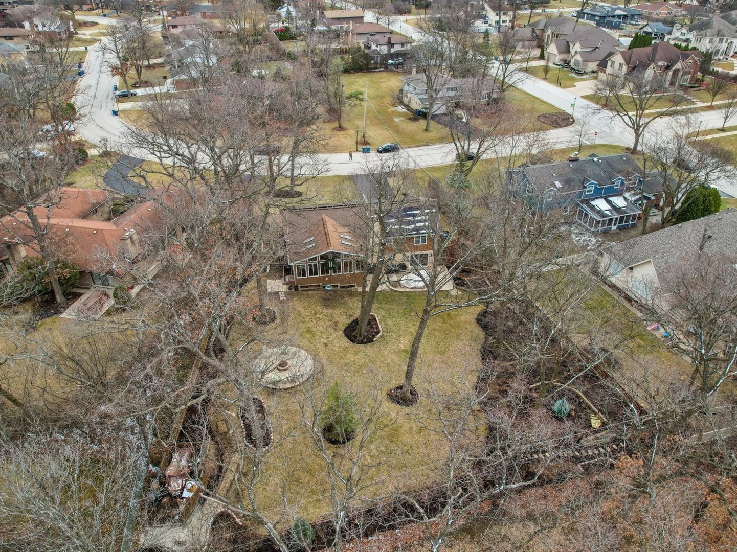 512 N FOREST Drive, Addison, IL 60101