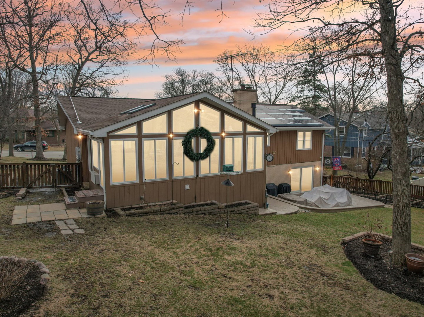 512 N FOREST Drive, Addison, IL 60101