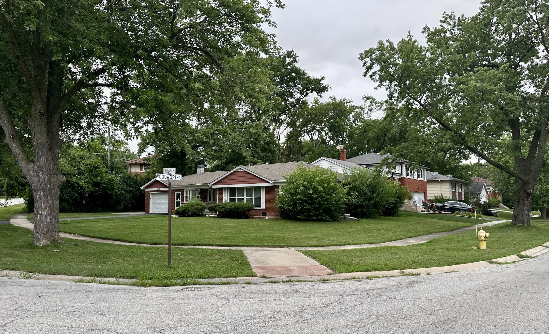 2652 Woodworth Place, Hazel Crest, IL 60429
