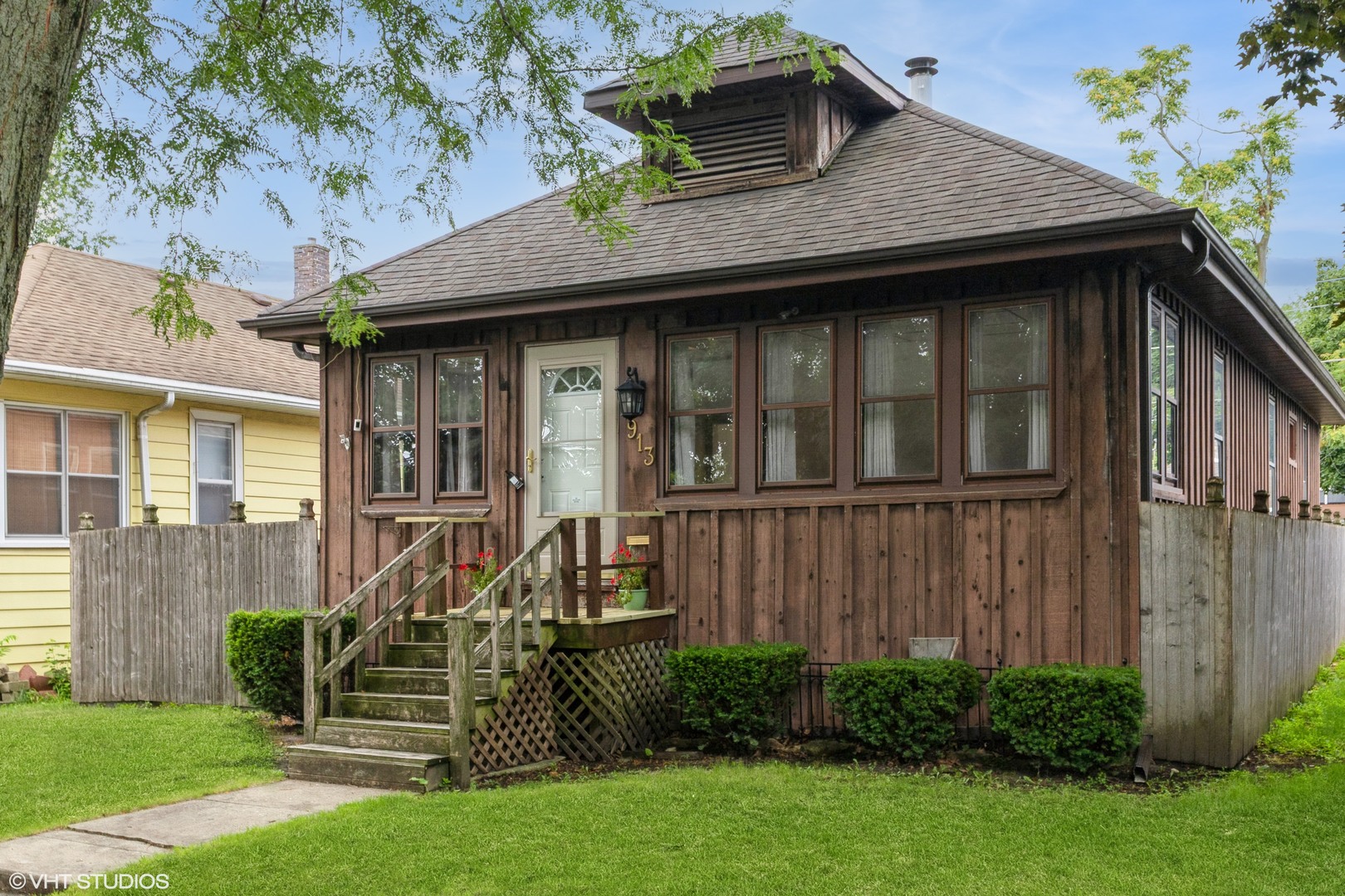 913 Kelly Avenue, Joliet, IL 60435