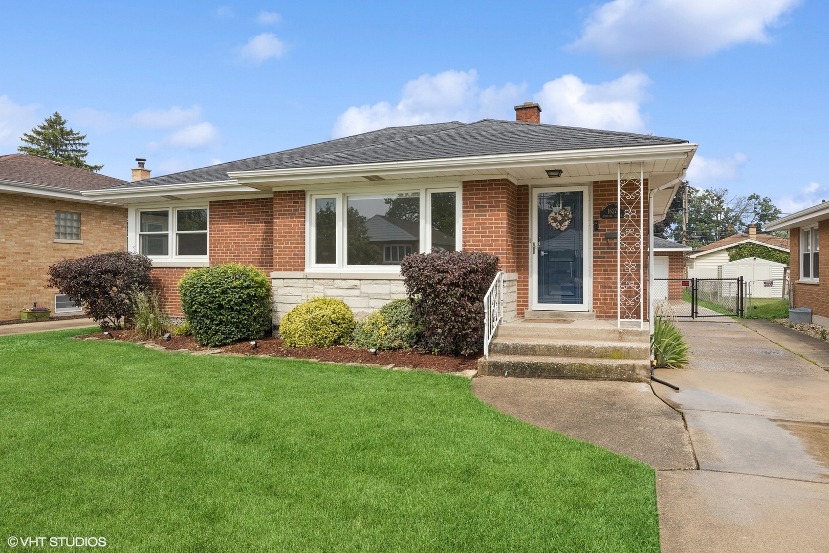 1627 Downing Avenue, Westchester, IL 60154