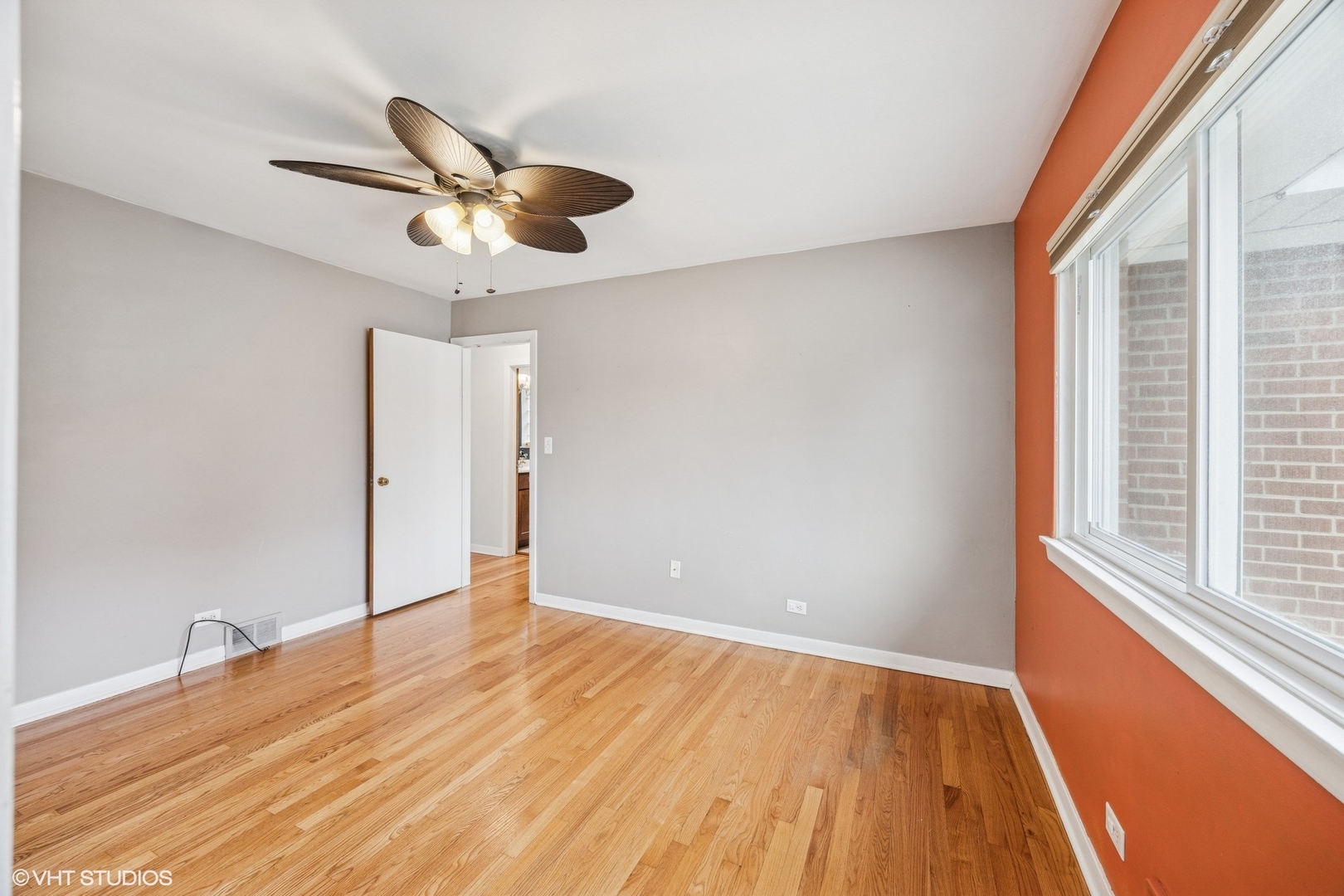 1627 Downing Avenue, Westchester, IL 60154