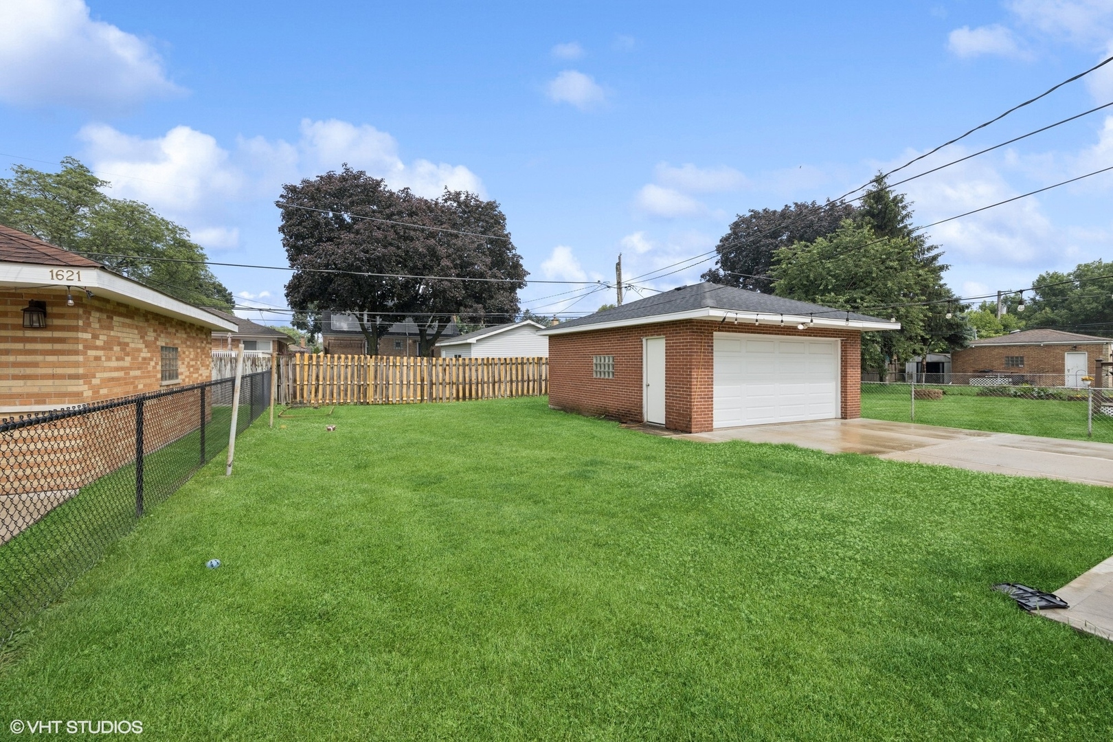1627 Downing Avenue, Westchester, IL 60154