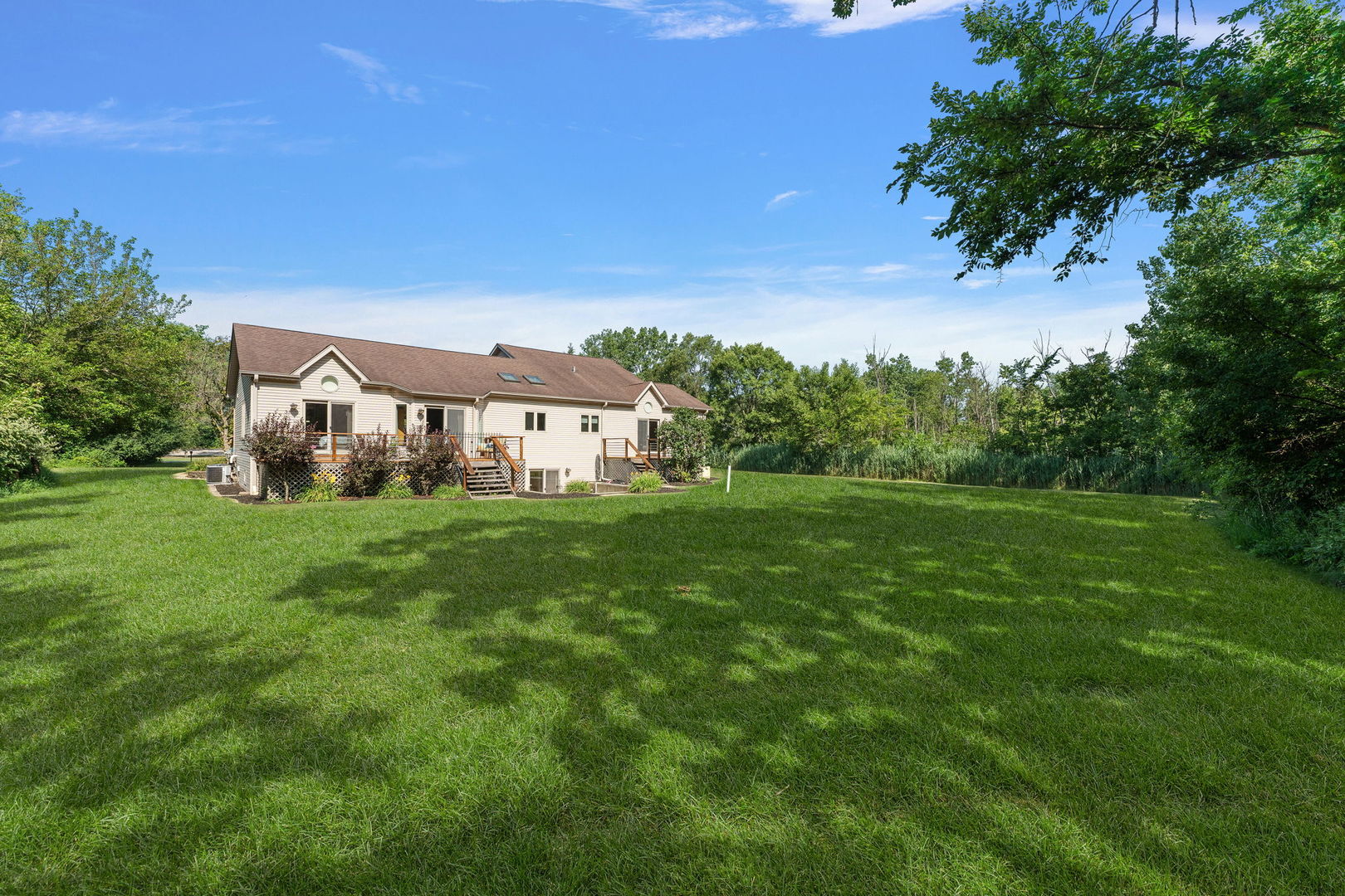 21211 Lisa Lane, Steger, IL 60475