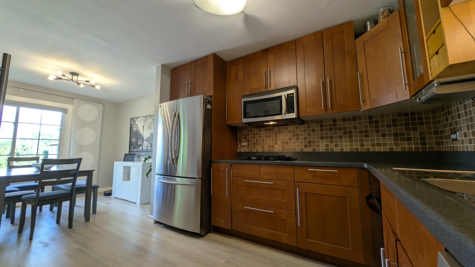 580 Mesa Verde Court, Carol Stream, IL 60188
