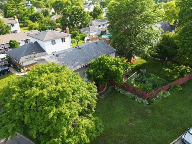 580 Mesa Verde Court, Carol Stream, IL 60188