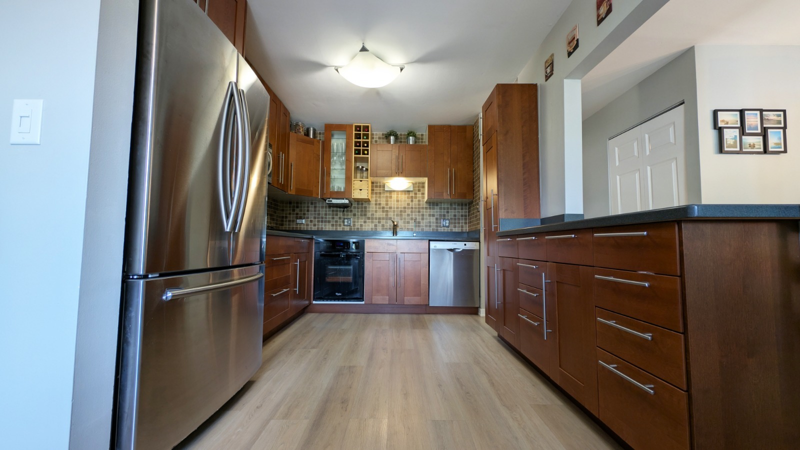 580 Mesa Verde Court, Carol Stream, IL 60188