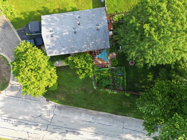 580 Mesa Verde Court, Carol Stream, IL 60188