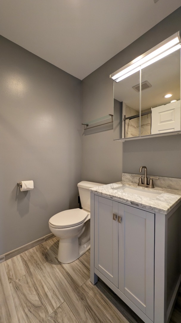 580 Mesa Verde Court, Carol Stream, IL 60188