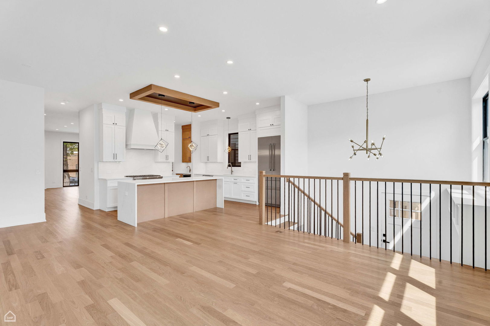 3905 N Drake Avenue, Chicago, IL 60618