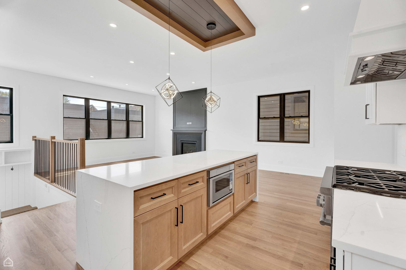 3905 N Drake Avenue, Chicago, IL 60618