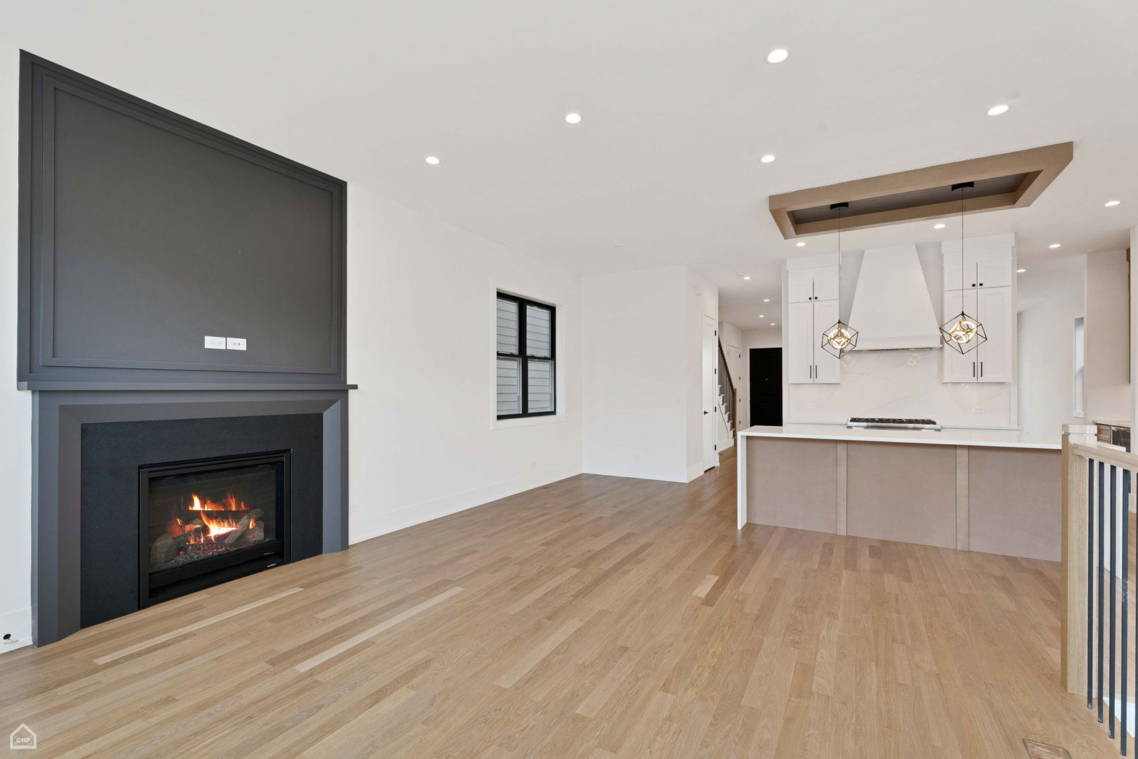 3905 N Drake Avenue, Chicago, IL 60618