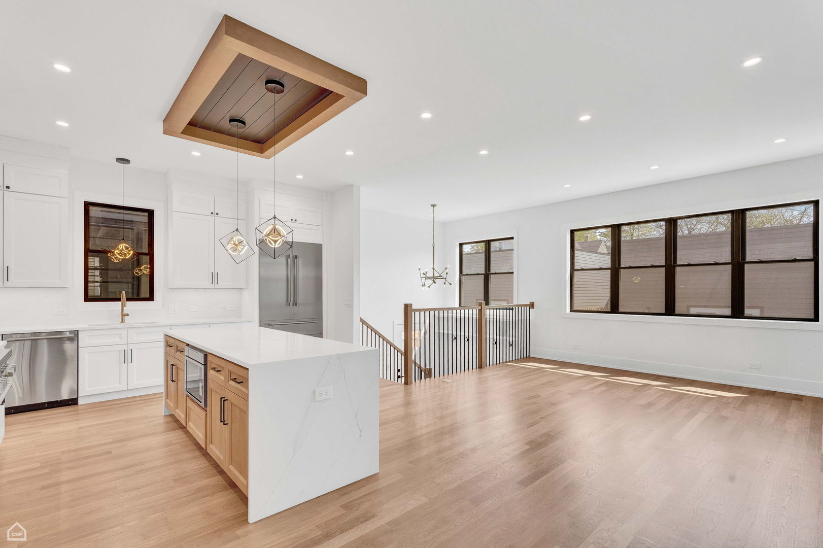 3905 N Drake Avenue, Chicago, IL 60618