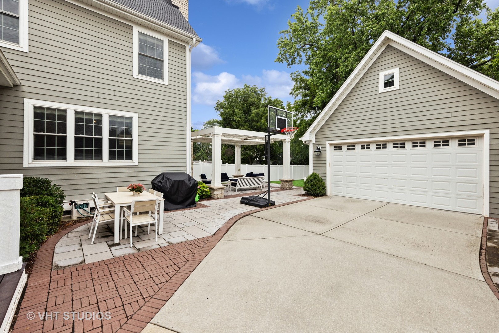 5409 Washington Street, Downers Grove, IL 60515
