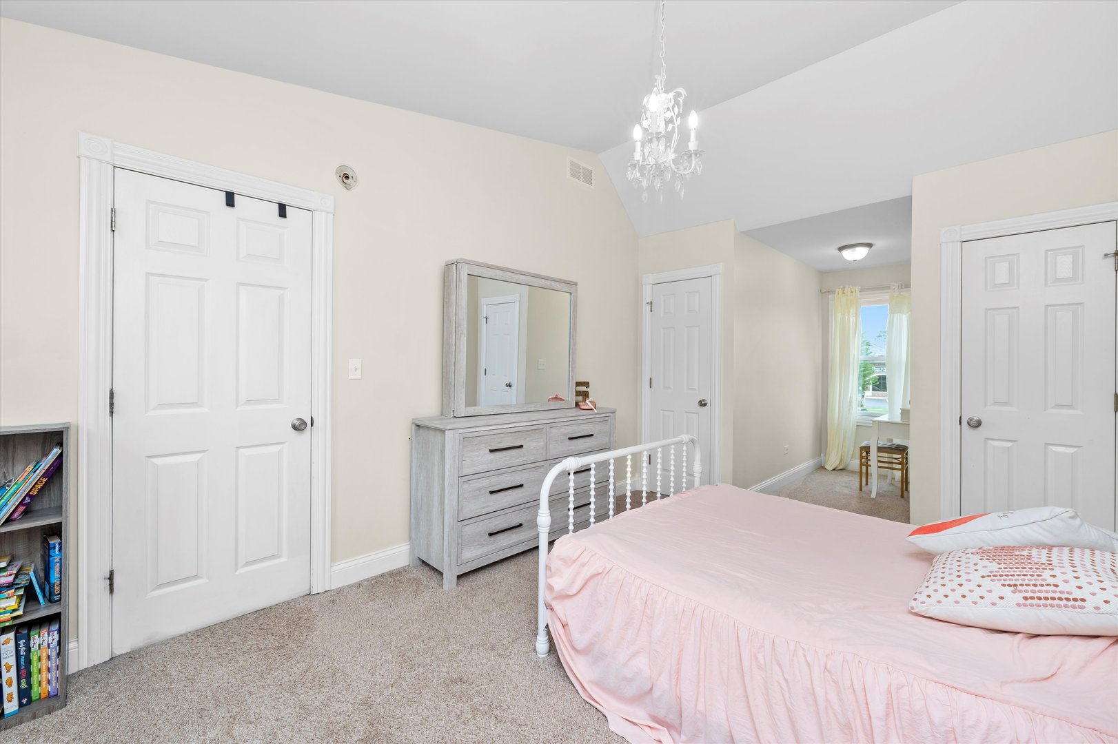 117 E Francis Road, New Lenox, IL 60451