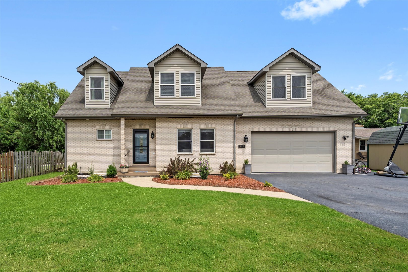 117 E Francis Road, New Lenox, IL 60451