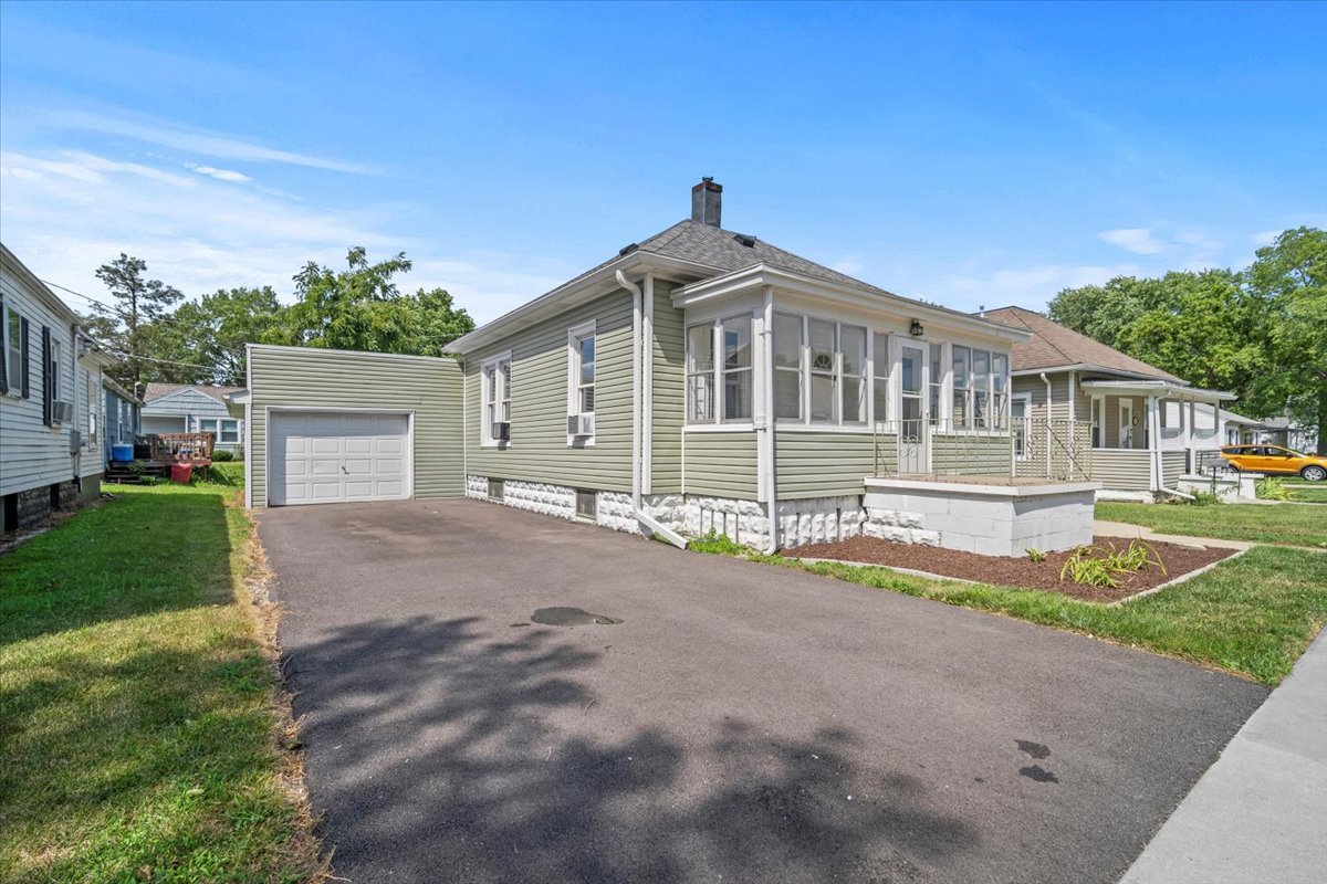 421 W Cleary Street, Pontiac, IL 61764