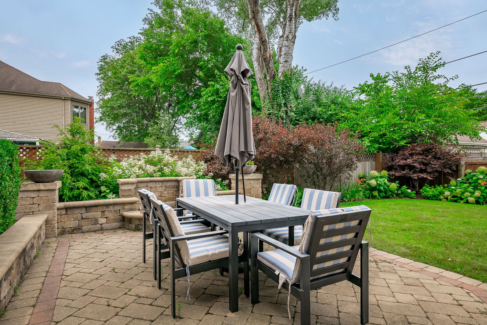 704 S Washington Street, Elmhurst, IL 60126
