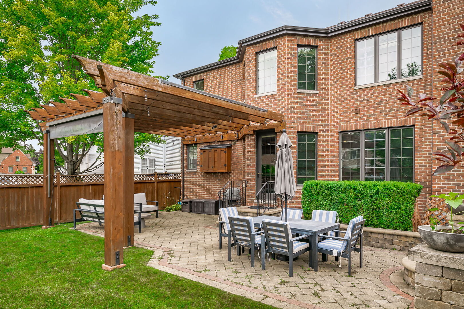 704 S Washington Street, Elmhurst, IL 60126