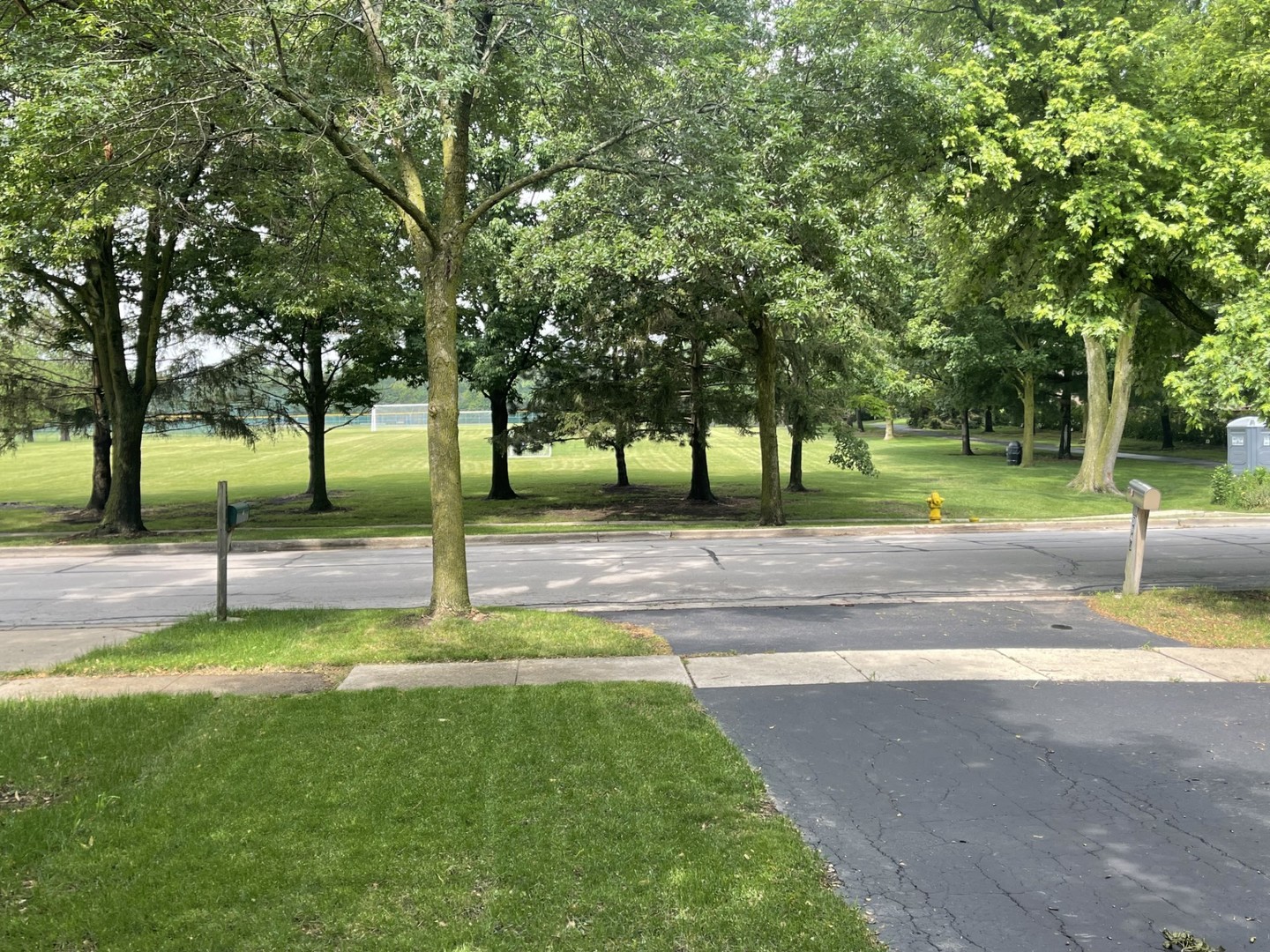 4003 Cumnor Road, Downers Grove, IL 60515