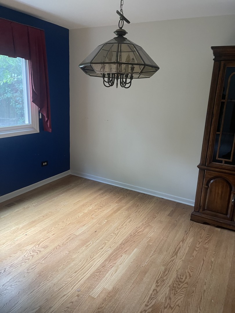 4003 Cumnor Road, Downers Grove, IL 60515