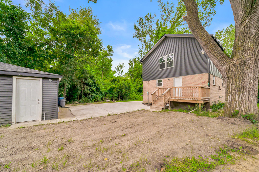 2937 139th Street, Blue Island, IL 60406