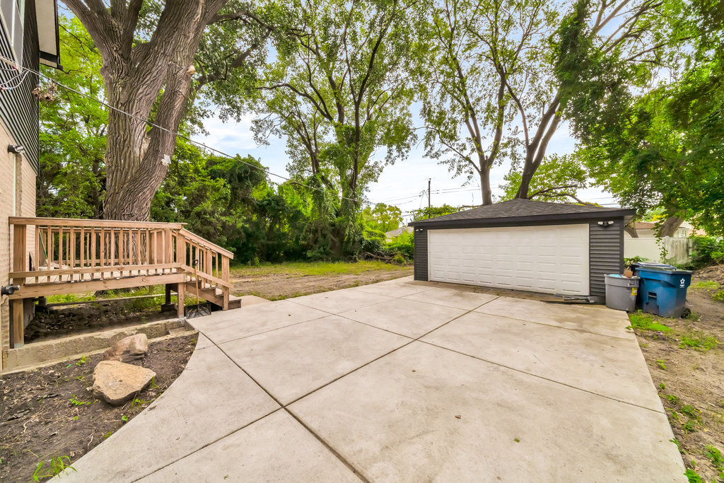 2937 139th Street, Blue Island, IL 60406